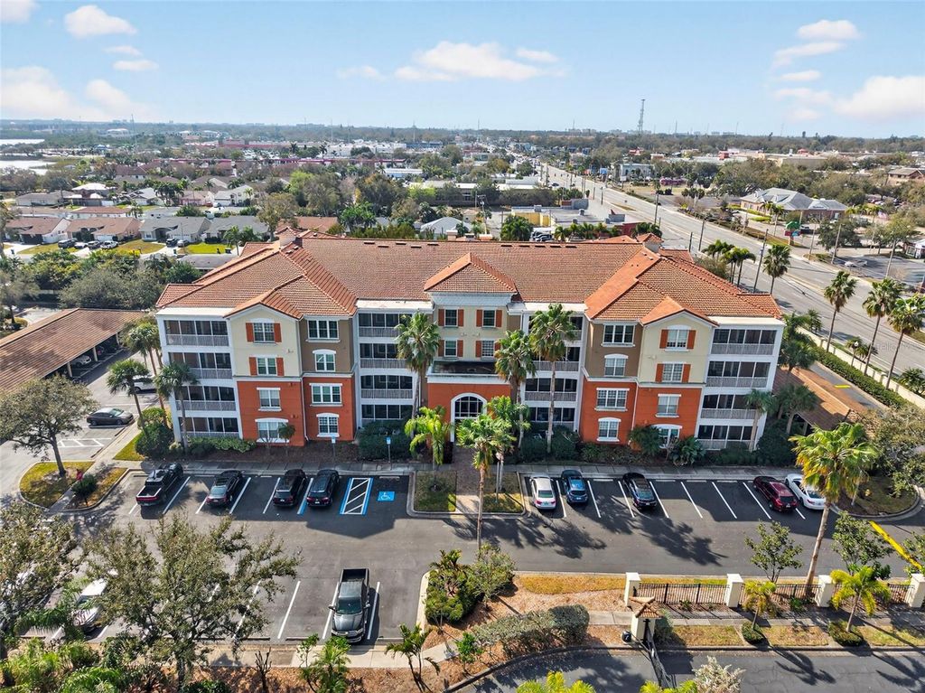 7901 SEMINOLE BOULEVARD 1103, Seminole, FL 33772