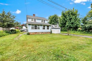 2 Scofield Place, Norwalk, CT 06855