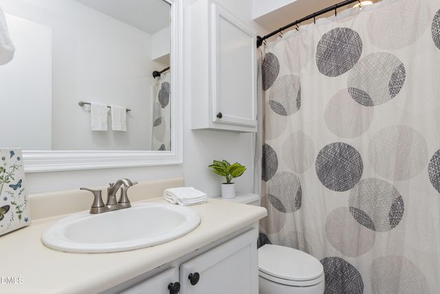 5500 Fortunes Ridge Drive 86a, Durham, NC 27713