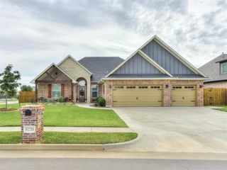9220 NW 82nd Street, Yukon, OK 73099