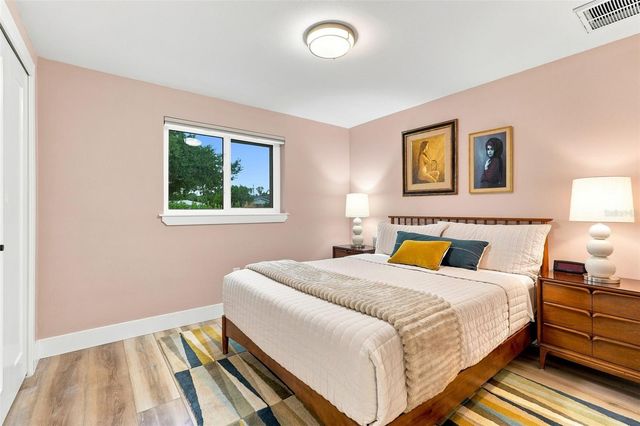 2303 CONSTITUTION BOULEVARD, Sarasota, FL 34231