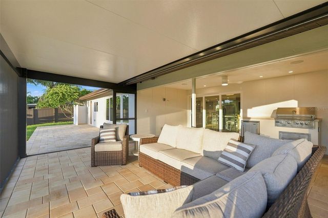 2303 CONSTITUTION BOULEVARD, Sarasota, FL 34231