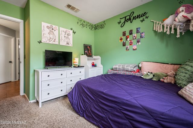 7677 S Meadow Spring Way, Tucson, AZ 85747