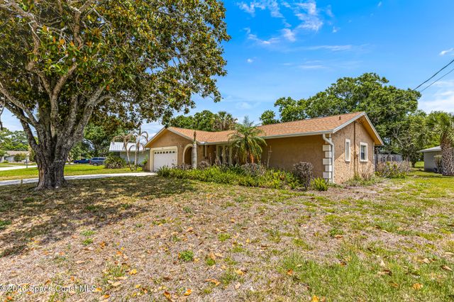 1371 Gleneagles Way, Rockledge, FL 32955