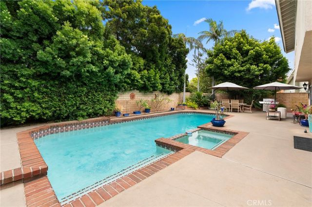 8311 Cade Circle, Huntington Beach, CA 92646