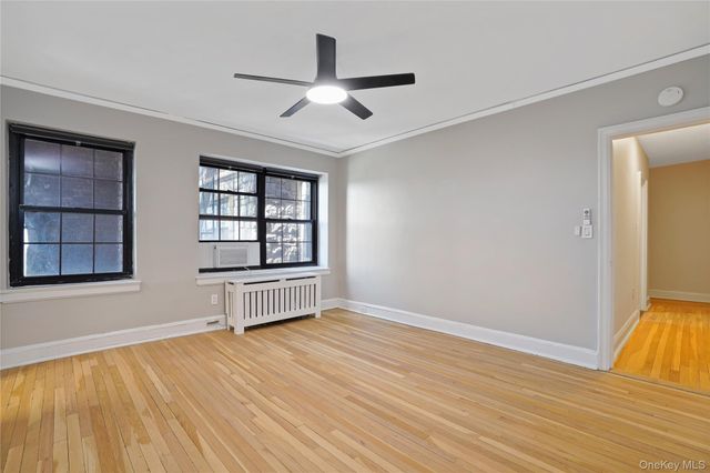295 N Broadway 27, Yonkers, NY 10701