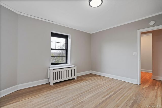 295 N Broadway 27, Yonkers, NY 10701