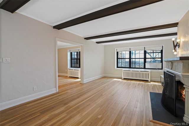 295 N Broadway 27, Yonkers, NY 10701