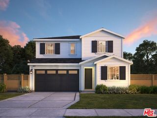 6606 W 80th Place, Los Angeles, CA 90045