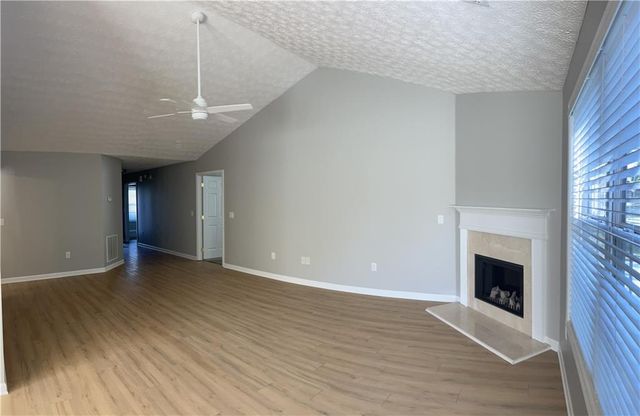 948 Village View Circle, Loganville, GA 30052