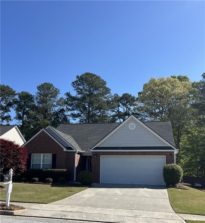 948 Village View Circle, Loganville, GA 30052