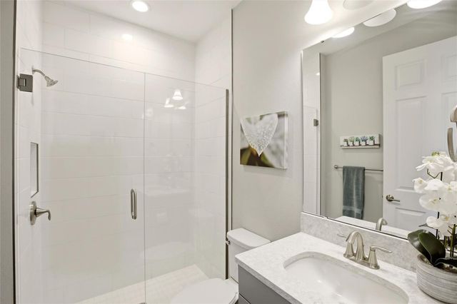 9109 WARM SPRINGS CIRCLE, Parrish, FL 34219