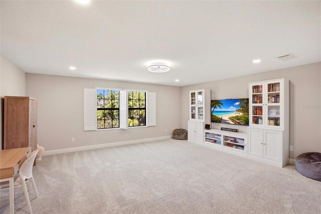 9109 WARM SPRINGS CIRCLE, Parrish, FL 34219