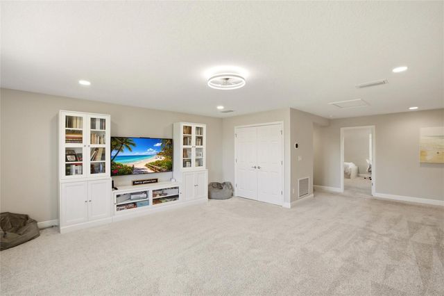 9109 WARM SPRINGS CIRCLE, Parrish, FL 34219