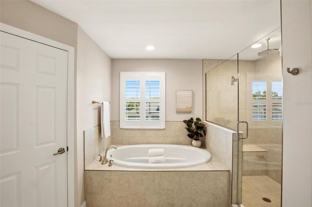 9109 WARM SPRINGS CIRCLE, Parrish, FL 34219