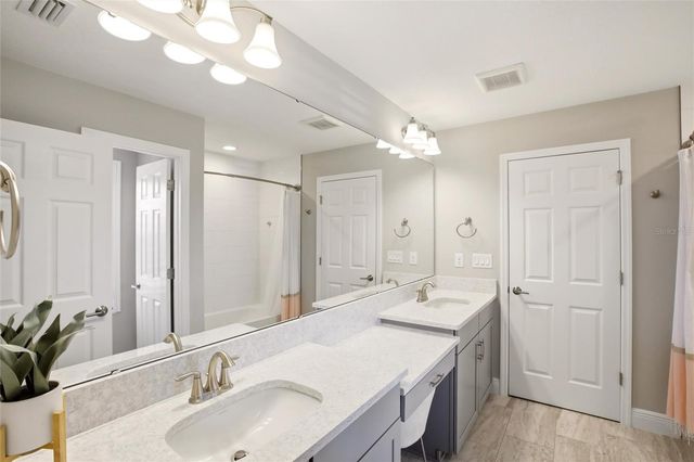 9109 WARM SPRINGS CIRCLE, Parrish, FL 34219