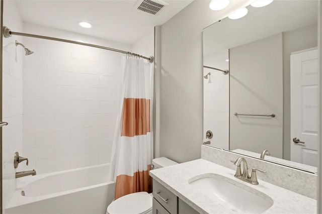 9109 WARM SPRINGS CIRCLE, Parrish, FL 34219