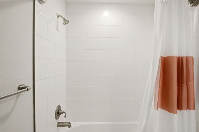 9109 WARM SPRINGS CIRCLE, Parrish, FL 34219