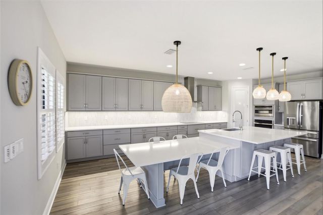 9109 WARM SPRINGS CIRCLE, Parrish, FL 34219