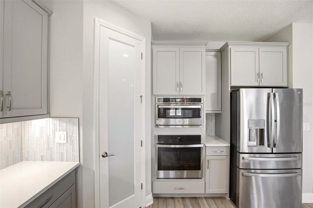 9109 WARM SPRINGS CIRCLE, Parrish, FL 34219