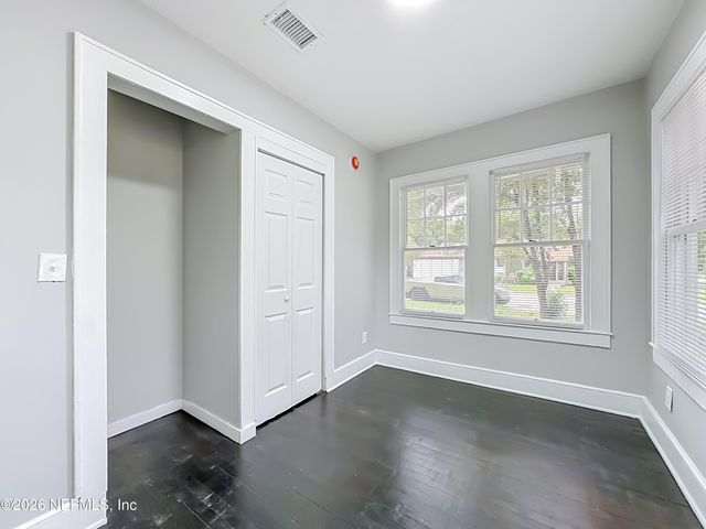 153 E 43RD Street E, Jacksonville, FL 32208