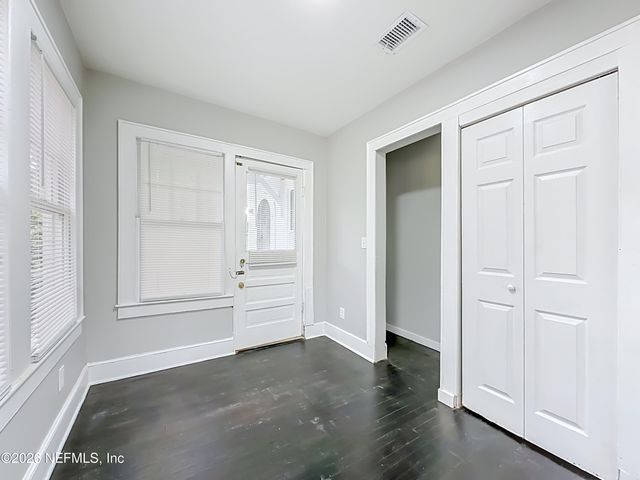 153 E 43RD Street E, Jacksonville, FL 32208