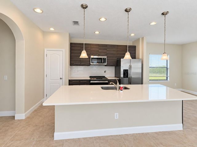 196 KENNY BOULEVARD, Haines City, FL 33844