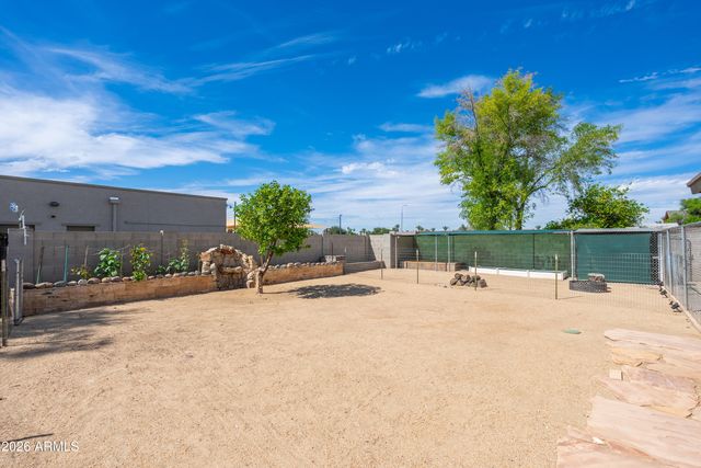 1916 N JAY Street, Chandler, AZ 85225