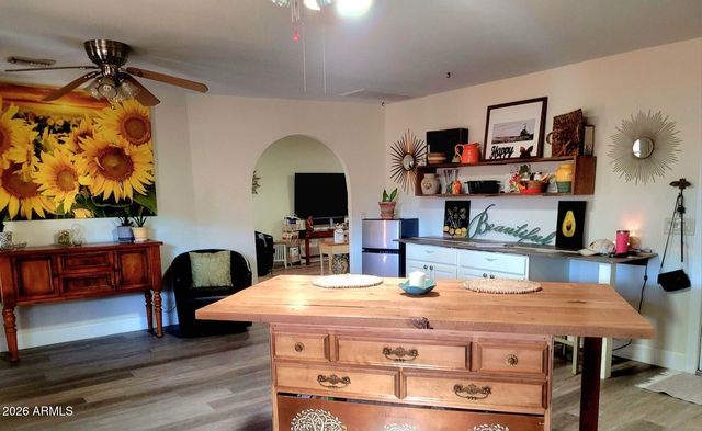 1916 N JAY Street, Chandler, AZ 85225