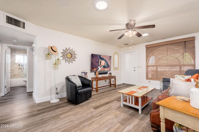 1916 N JAY Street, Chandler, AZ 85225