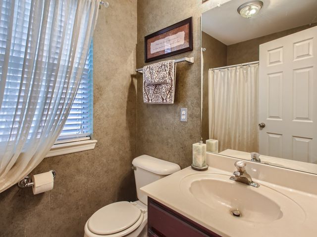 2513 Edinburgh Street, Old Hickory, TN 37138
