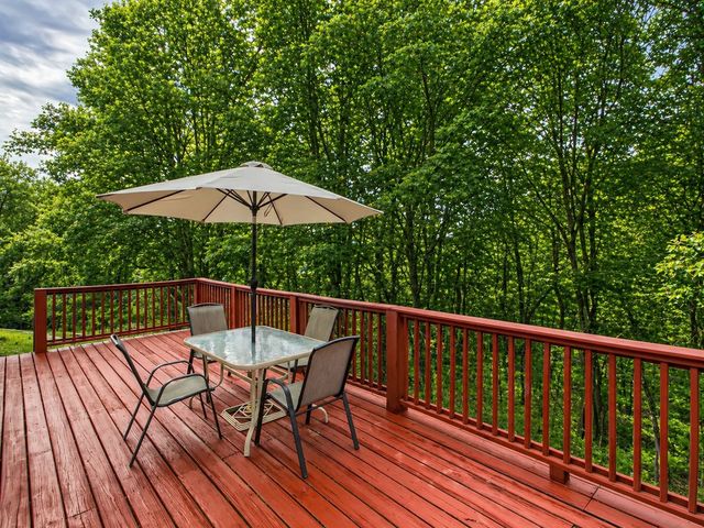 2513 Edinburgh Street, Old Hickory, TN 37138