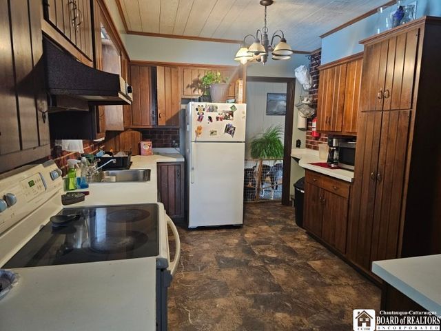 437 Busti Sugar Grove Road, Busti, NY 14701