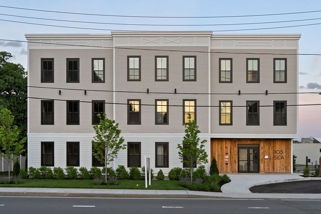 105 Sea Street 101, Quincy, MA 02169