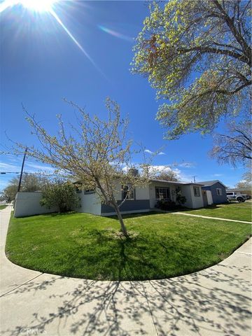 646 E Nugent, Lancaster, CA 93535