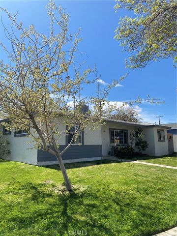 646 E Nugent, Lancaster, CA 93535