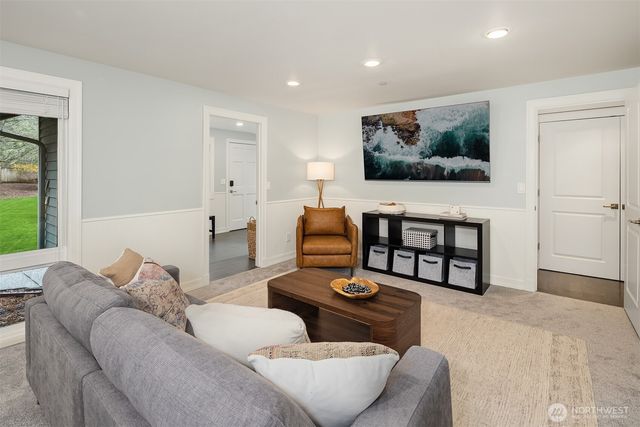 16225 NE 112th Court, Redmond, WA 98052