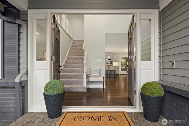 16225 NE 112th Court, Redmond, WA 98052