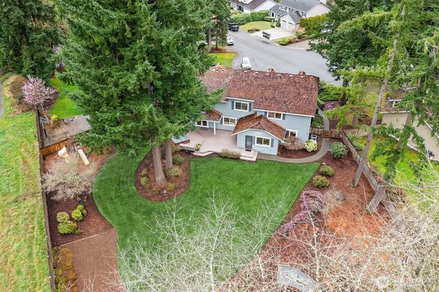 16225 NE 112th Court, Redmond, WA 98052