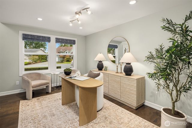 16225 NE 112th Court, Redmond, WA 98052