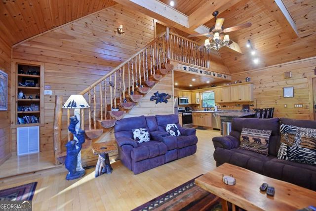93 Deer Hunter Trail 1A, Blue Ridge, GA 30513