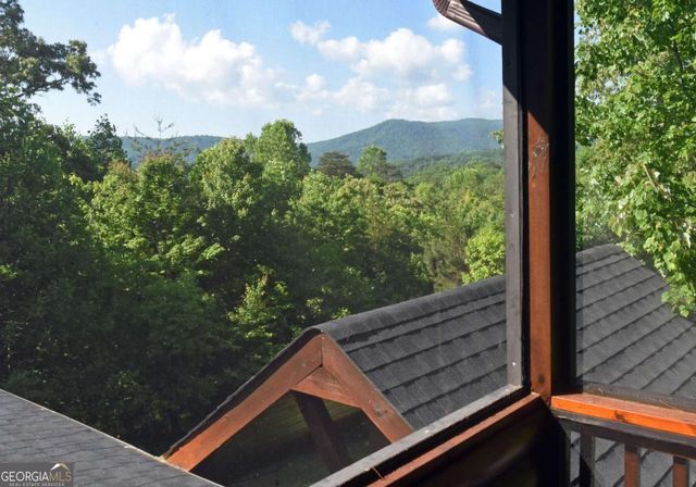 93 Deer Hunter Trail 1A, Blue Ridge, GA 30513