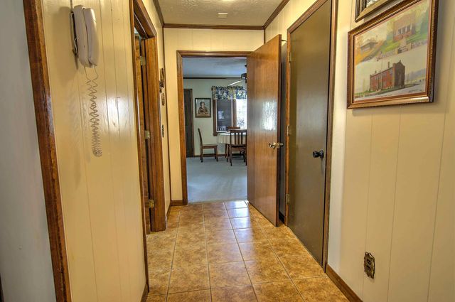 702 Lake Hills Drive, Trenton, GA 30752