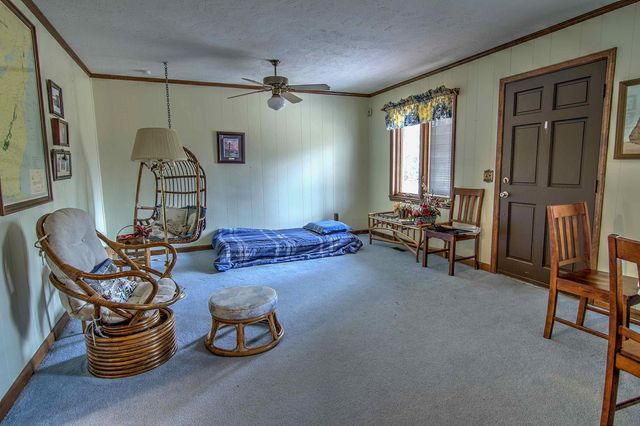 702 Lake Hills Drive, Trenton, GA 30752