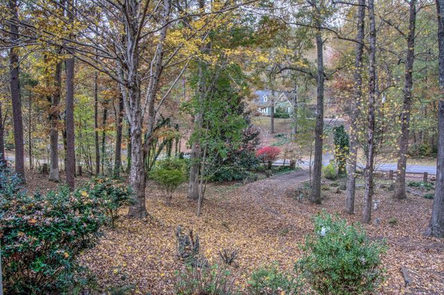 702 Lake Hills Drive, Trenton, GA 30752