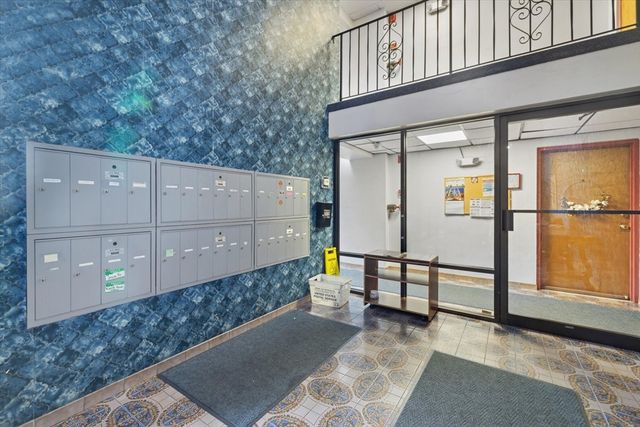 390 Broadway 54, Somerville, MA 02145