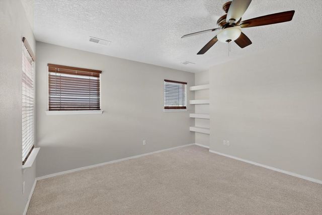 3365 Llano Vista Loop NE, Rio Rancho, NM 87124