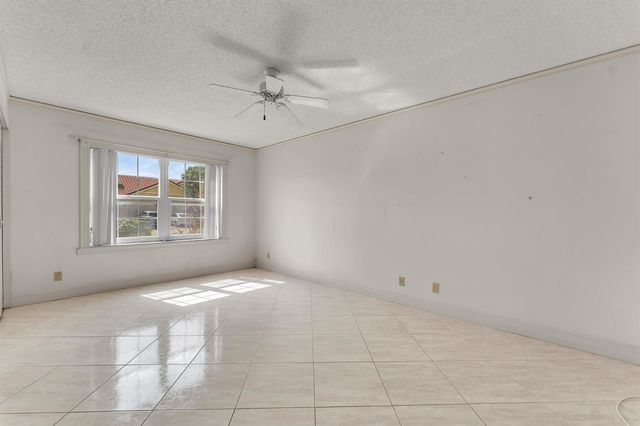 6083 SUNBERRY Circle, Boynton Beach, FL 33437