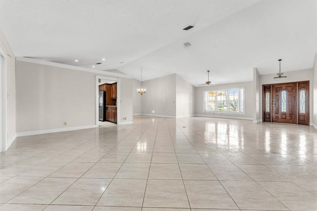6083 SUNBERRY Circle, Boynton Beach, FL 33437