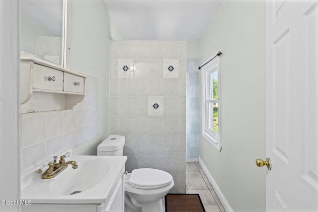 1047 Bridge Street, Schenectady, NY 12303